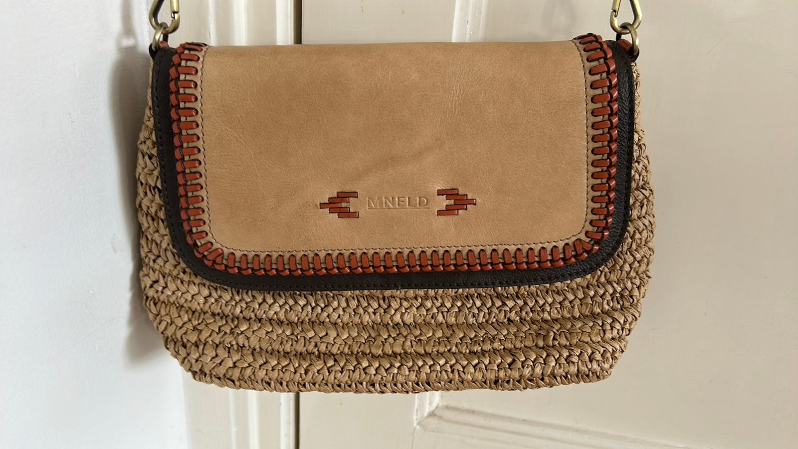 Manfield gave tas beige bruin riet met leer, Ophalen of Verzenden, Zo goed als nieuw, Beige, Schoudertasje