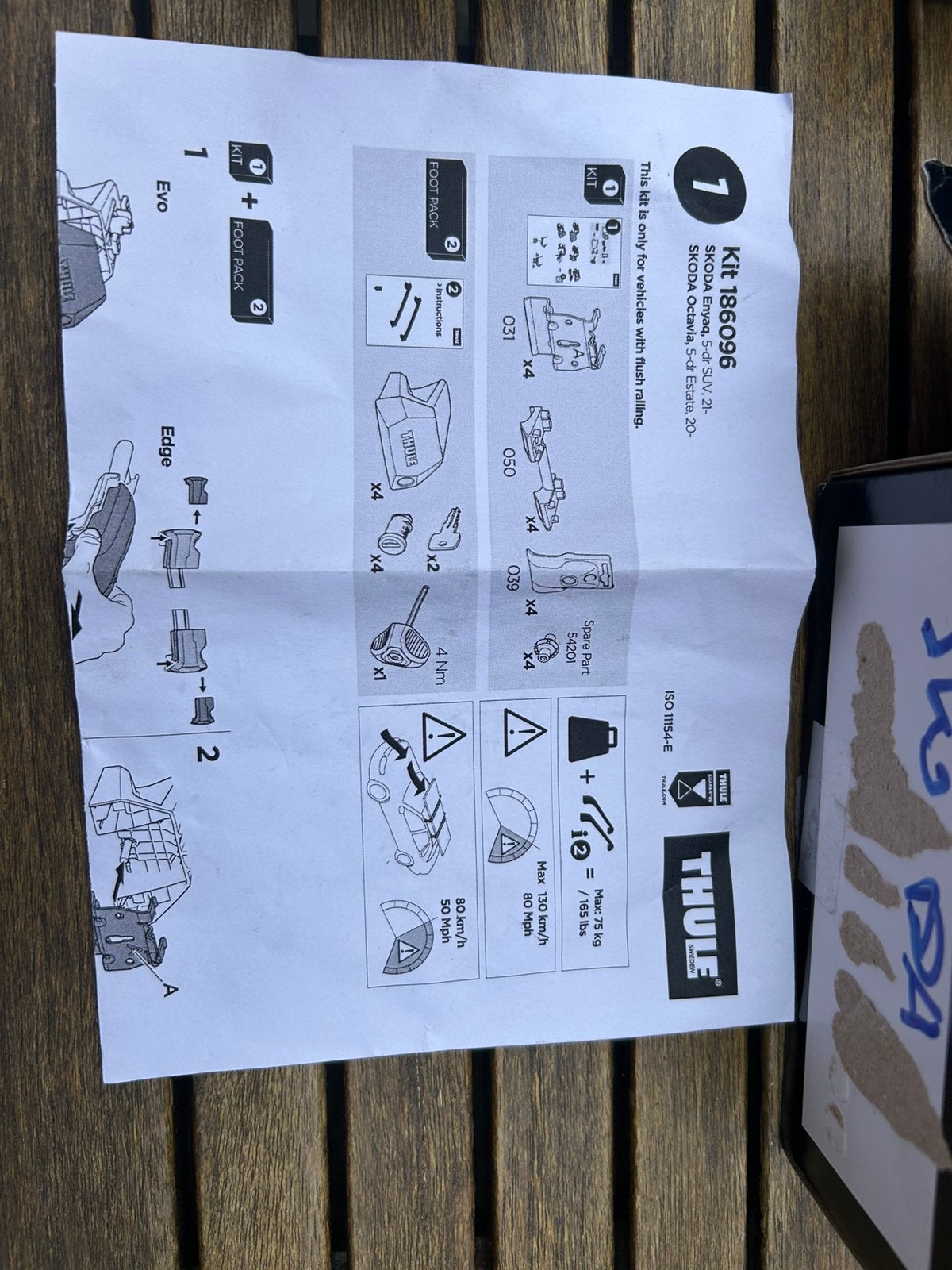 Thule kit 186096 voor thule Evo flush rail, Ophalen, Zo goed als nieuw