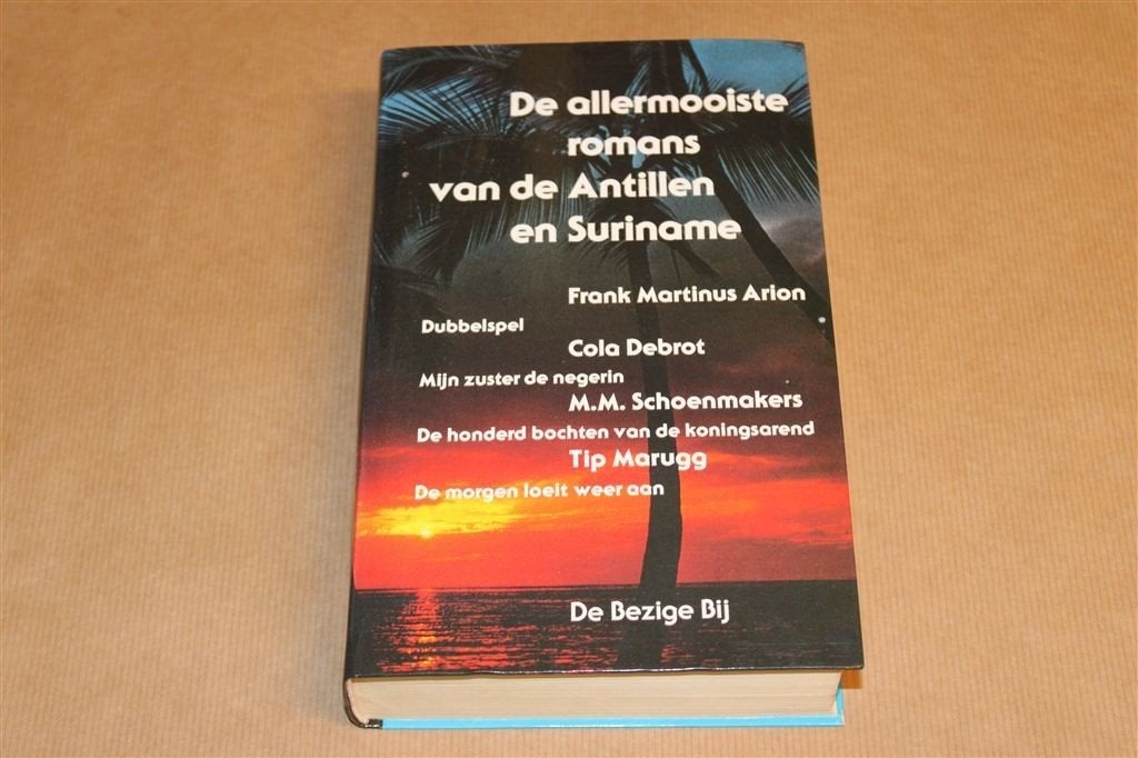 De allermooiste romans van de Antillen en Suriname., Ophalen of Verzenden, Gelezen