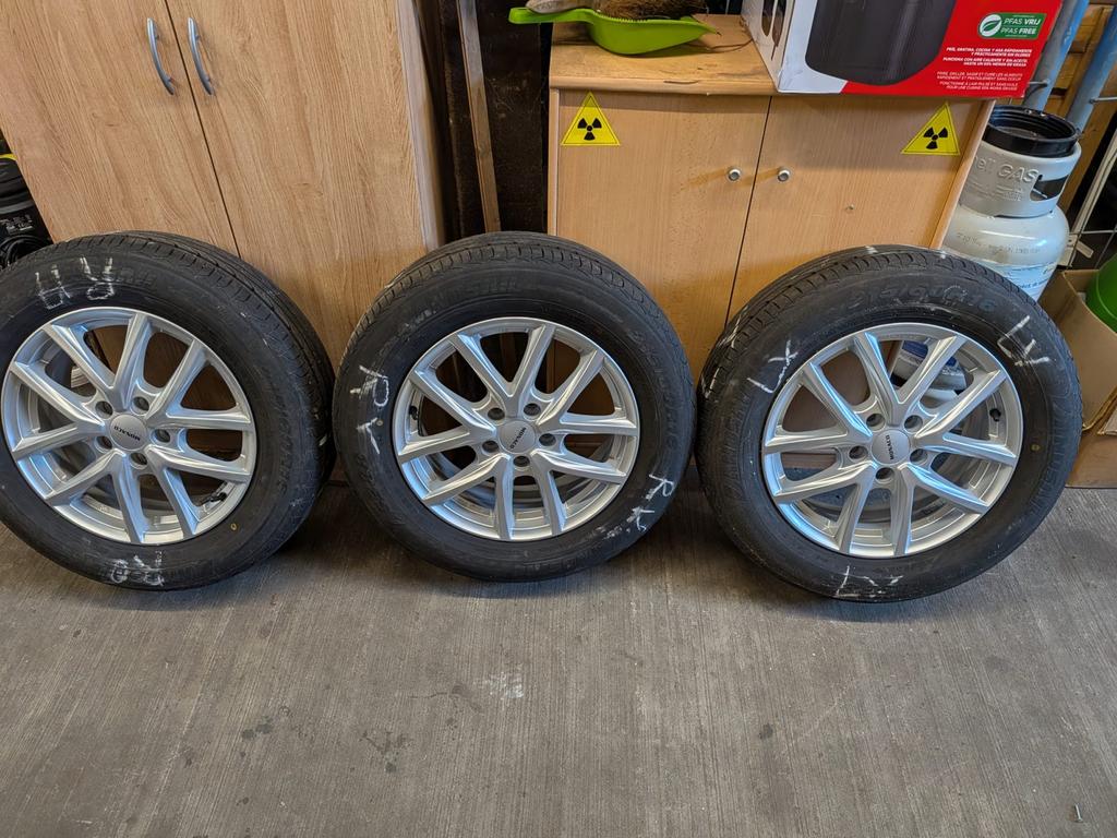 Set van 4 zomerbanden met Monaco velgen - 215/60R16, Ophalen, 16 inch, Banden en Velgen, Personenwagen