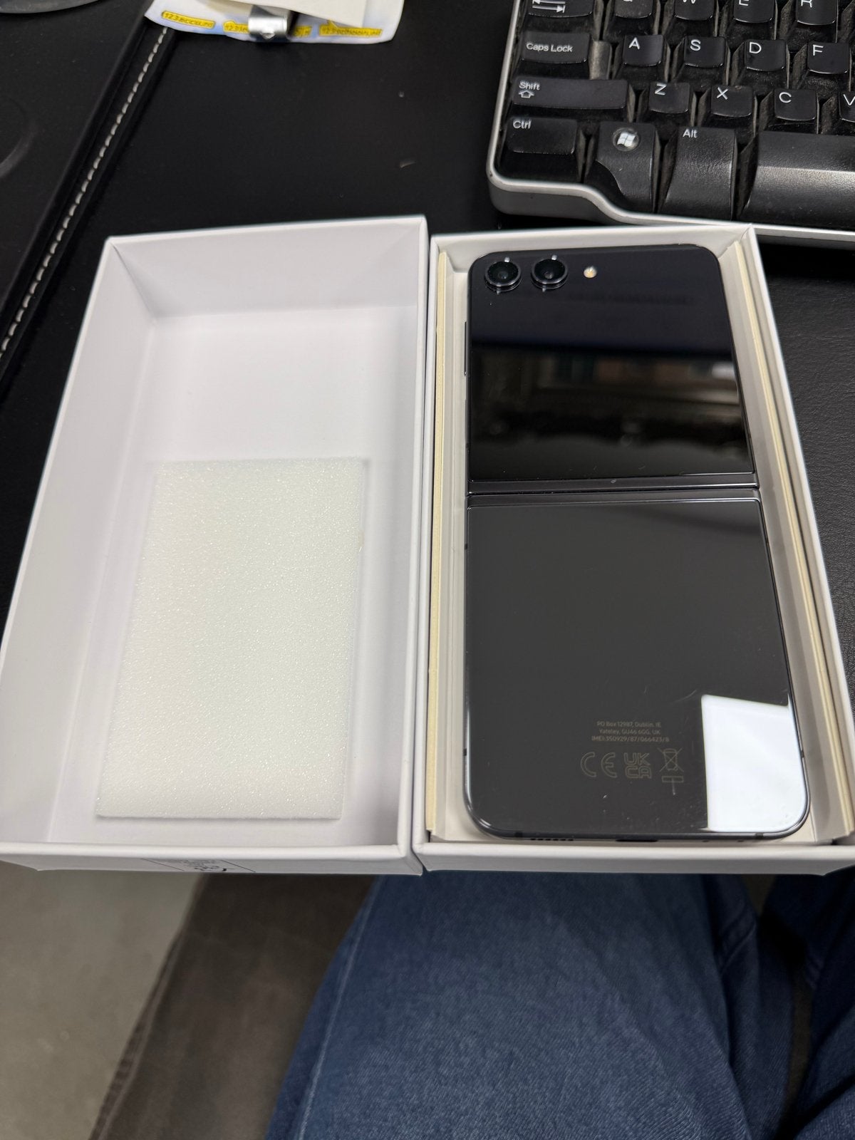 Refurbished Samsung Galaxy Z Flip 5 - met 1 jaar garantie, Telecommunicatie, Mobiele telefoons | Samsung, Zwart, Touchscreen, Nieuw