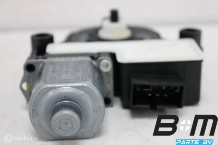 Raammotor rechtsachter 5Q0959408D, Gebruikt
