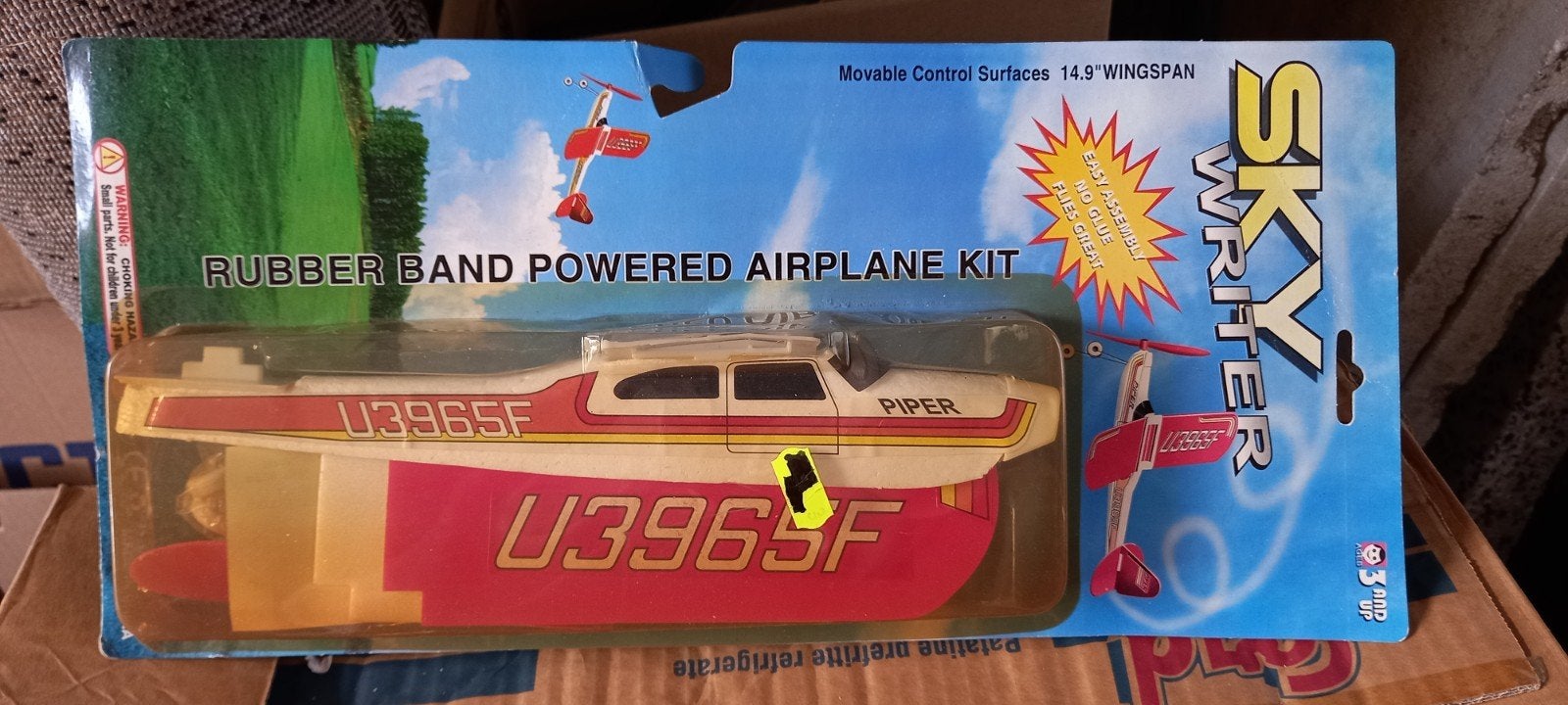 Sky Writer Rubber Band Powered Airplane Kit - Piper U3965F, Overige merken, Nieuw, Ophalen of Verzenden, Groter dan 1:72