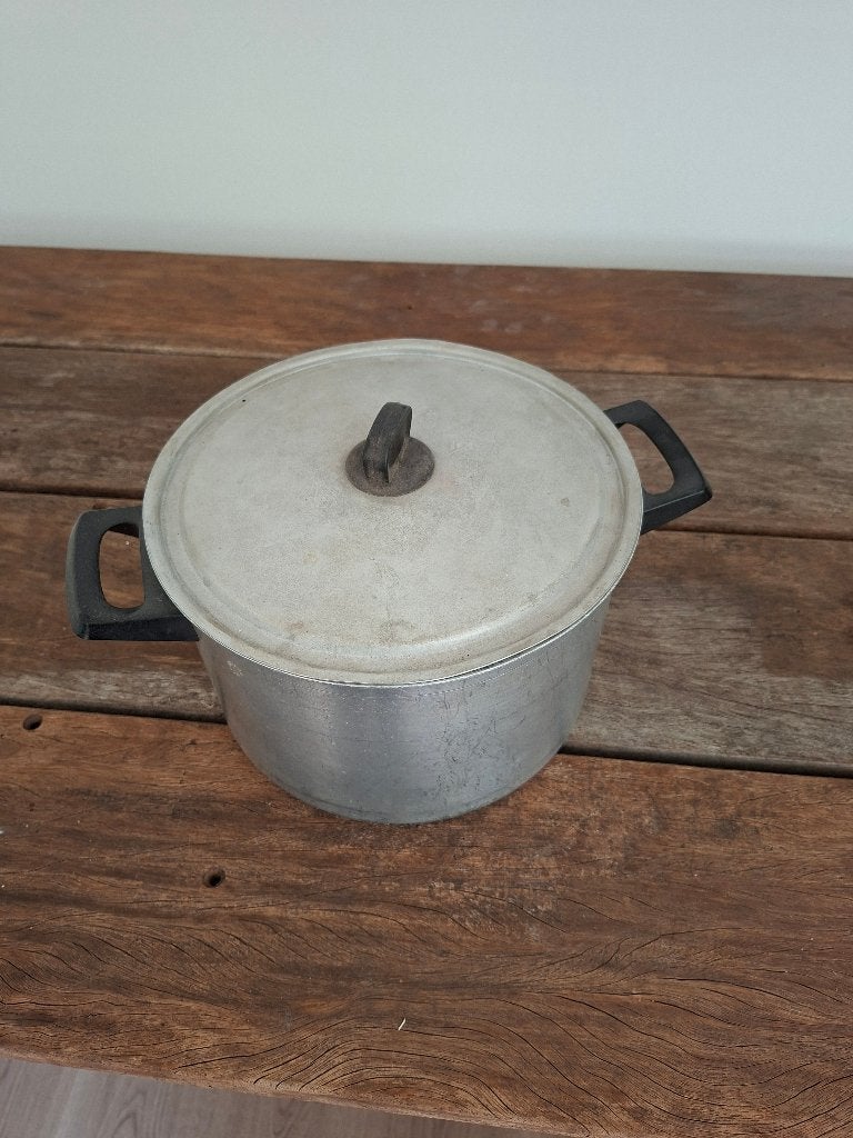 Grote pan, Huis en Inrichting, Gebruikt, Met deksel, Aluminium, Ophalen of Verzenden