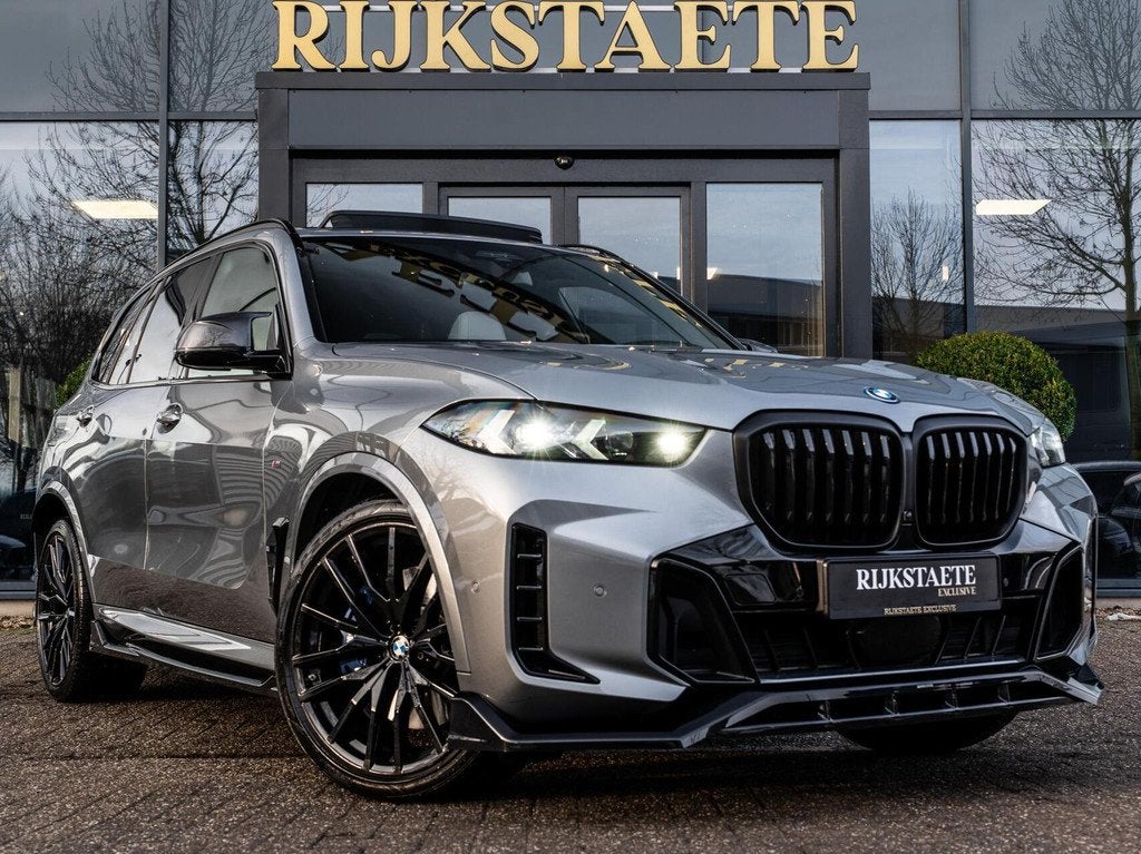 BMW X5 xDrive 50e M-Sport PRO|PANO|H&K|360|SOFTCLOSE|HEAD-UP, Auto's, Gebruikt, X5, 2395 kg, Vierwielaandrijving