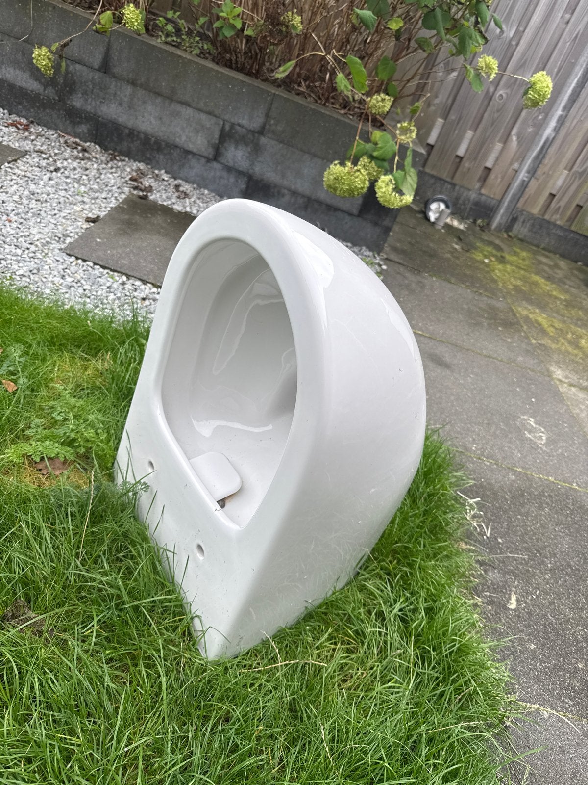 Vitra toiletpot en zwart wasbakje met kraan - Gratis afhalen, Ophalen of Verzenden, Gebruikt, Steen, Toilet