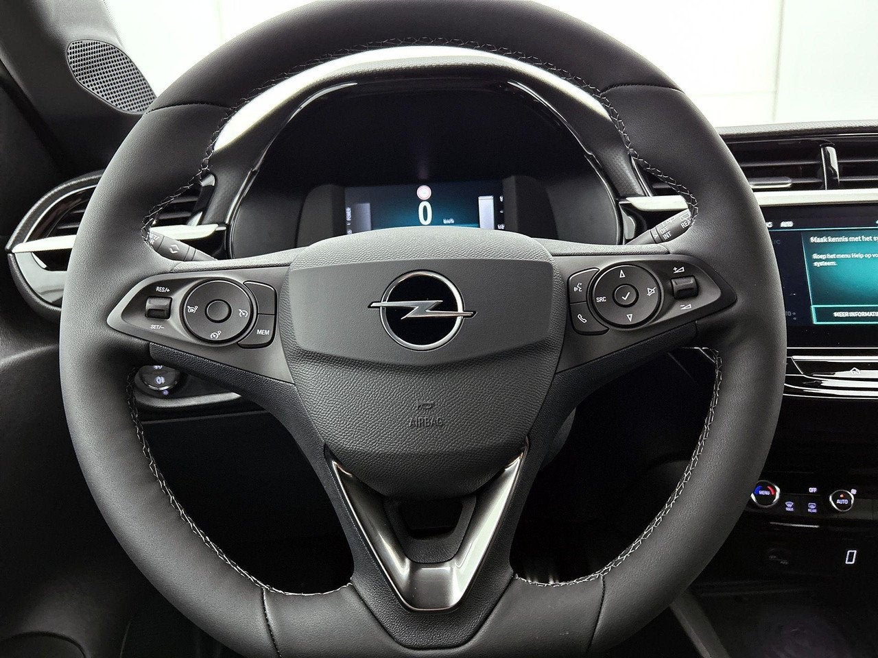 Foto 16 van Opel Corsa 1.2 Turbo Hybrid Ultimate Navigatie | AppleCar Pl
