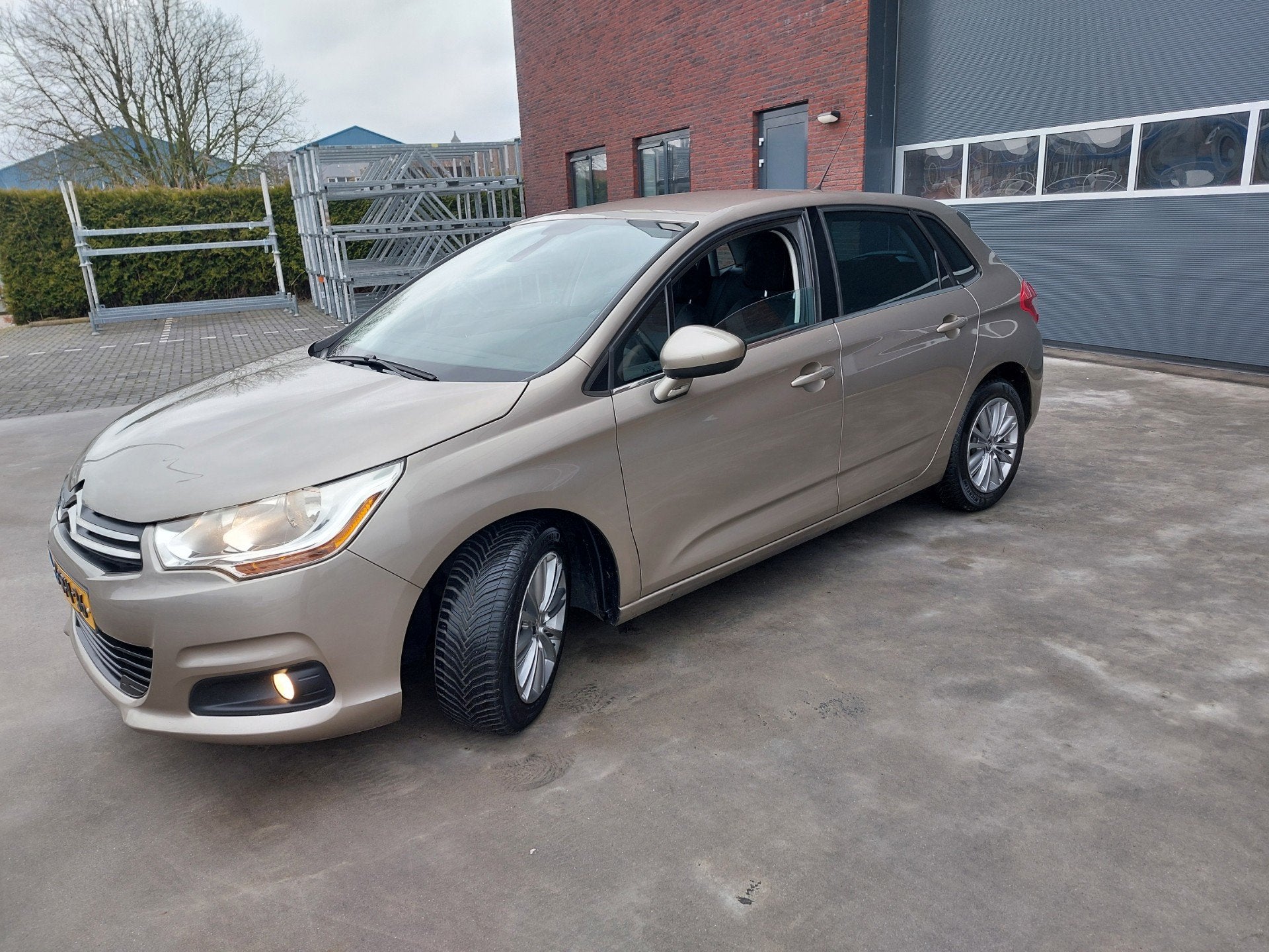 Citroen C4 1.6 VTi Ligne Business Export prijs ex BPM, Auto's, Voorwielaandrijving, Euro 5, Zwart, 4 cilinders