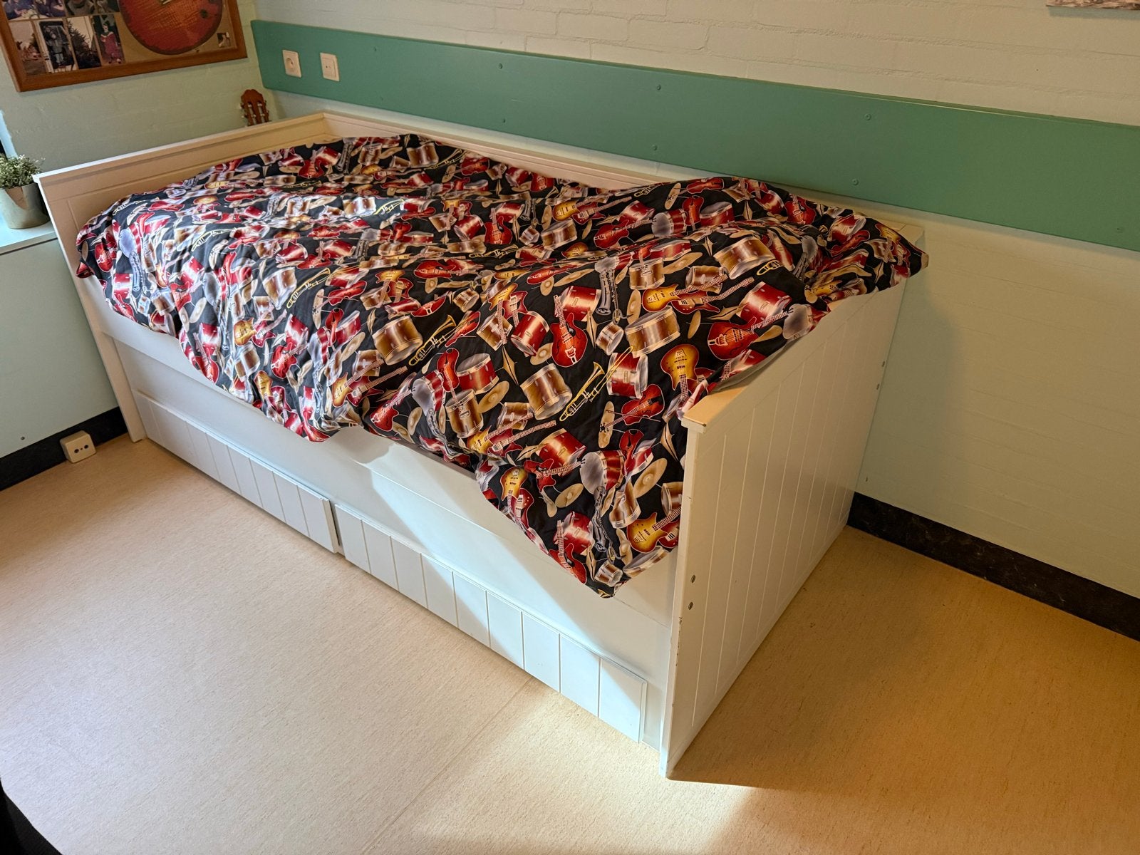 Complete slaapkamerset: bed, kast, bureau, hoge kast, Ophalen, Gebruikt, Jongetje of Meisje