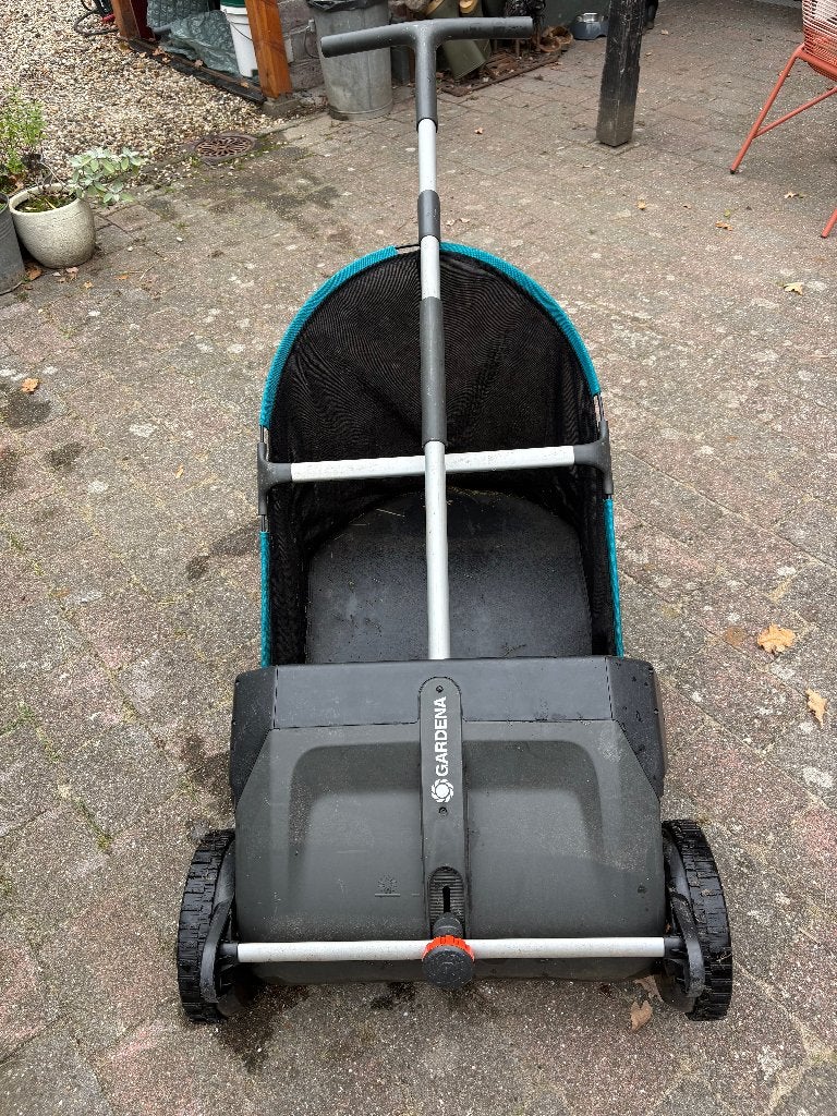 Gardena rijdende bladverzamelaar, Ophalen, Gebruikt, Gardena