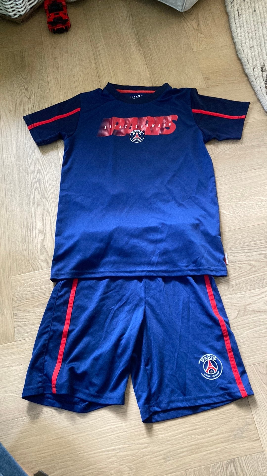 Paris Saint Germain voetbal setje maat 152/158, Maat XS of kleiner, Ophalen of Verzenden, Zo goed als nieuw, Set
