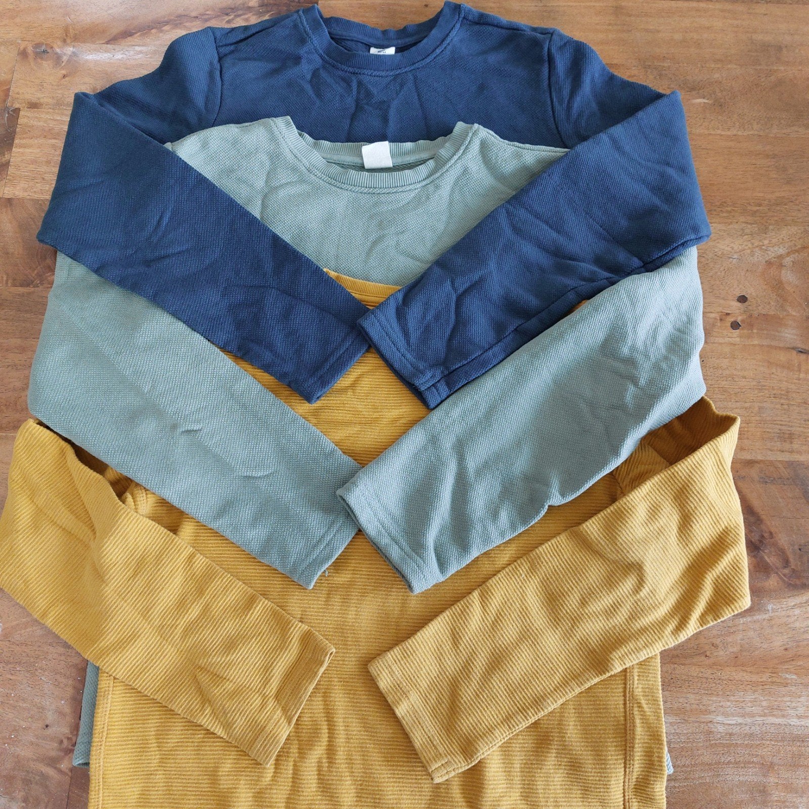 Set 3 longsleeves - blauw, groen, oker - Hema 158, Kinderen en Baby's, Kinderkleding | Maat 158, Ophalen of Verzenden, Hema, Jongen