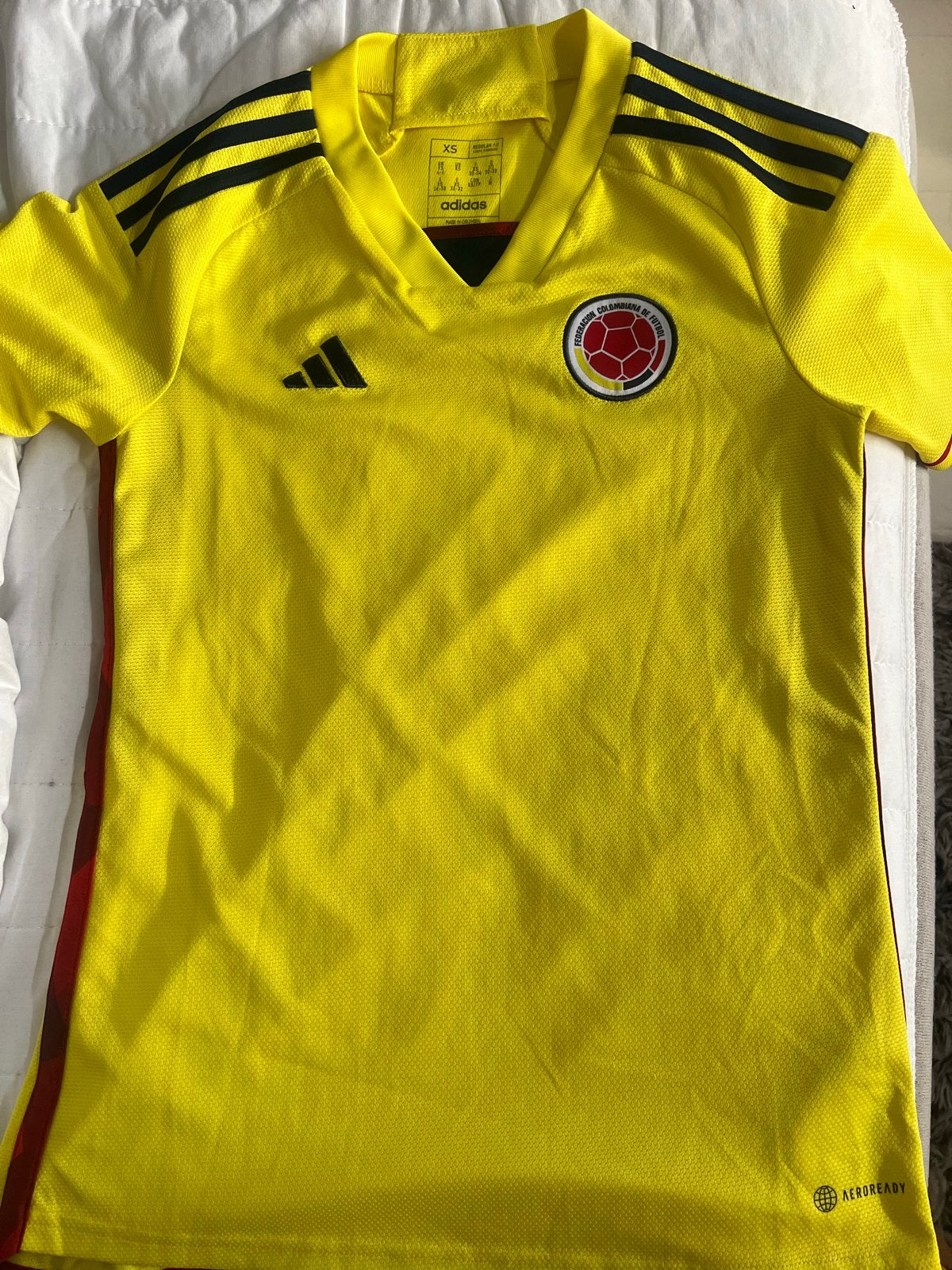 Adidas Colombia Voetbalshirt - Maat XS, Kleding | Dames, Geel, Overige typen, Nieuw, Ophalen of Verzenden