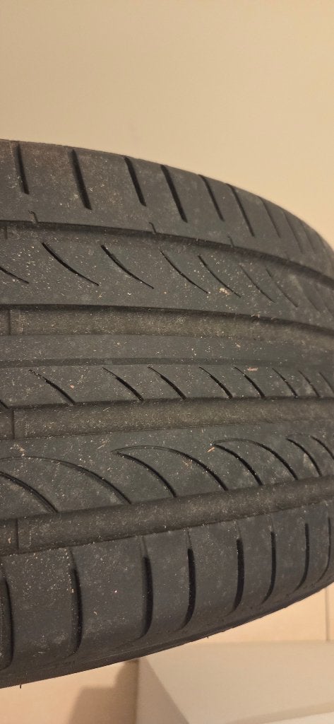 Pirelli Autobanden 235/40 R19 96Y (Extra Load) - set van 4, Gebruikt, 235 mm, Band(en), Personenwagen