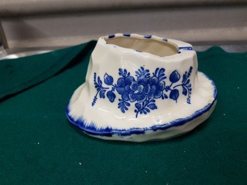 Asbak Delfts blauw in de vorm van een hoed, Verzamelen, Ophalen of Verzenden