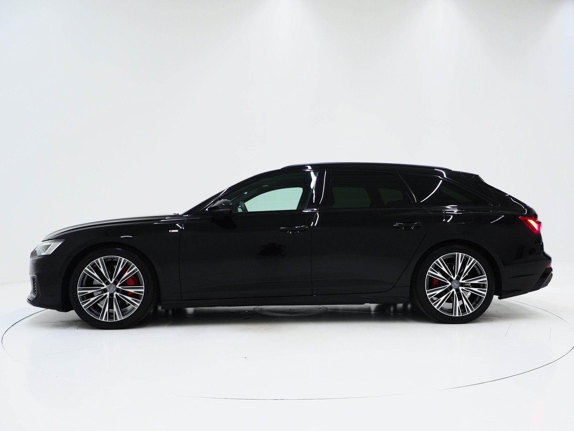 Audi A6 Avant 55 TFSI e quattro Competition | Leder/Alcantar, Auto's, Automaat, Gebruikt, Euro 6, 4 cilinders