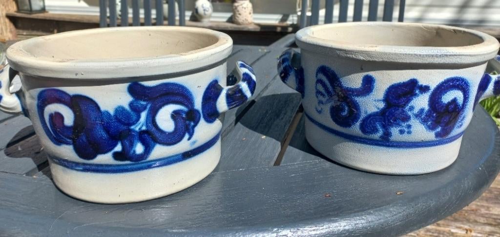 Twee Keulse potten, Ophalen
