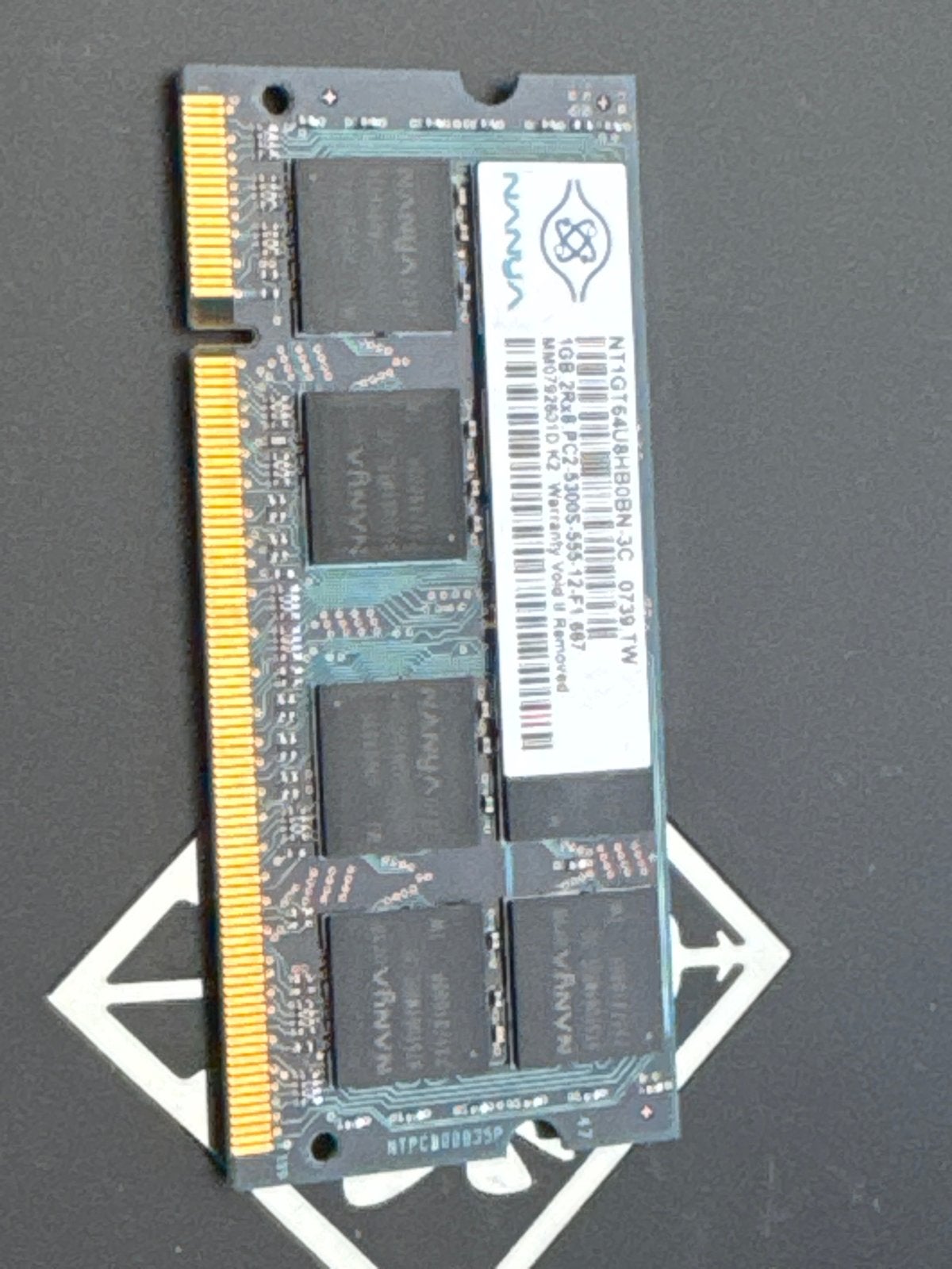 Nanya 1GB DDR2 RAM Geheugenmodule PC2-5300S, Computers en Software, Gebruikt, Server, Ophalen of Verzenden, DDR2
