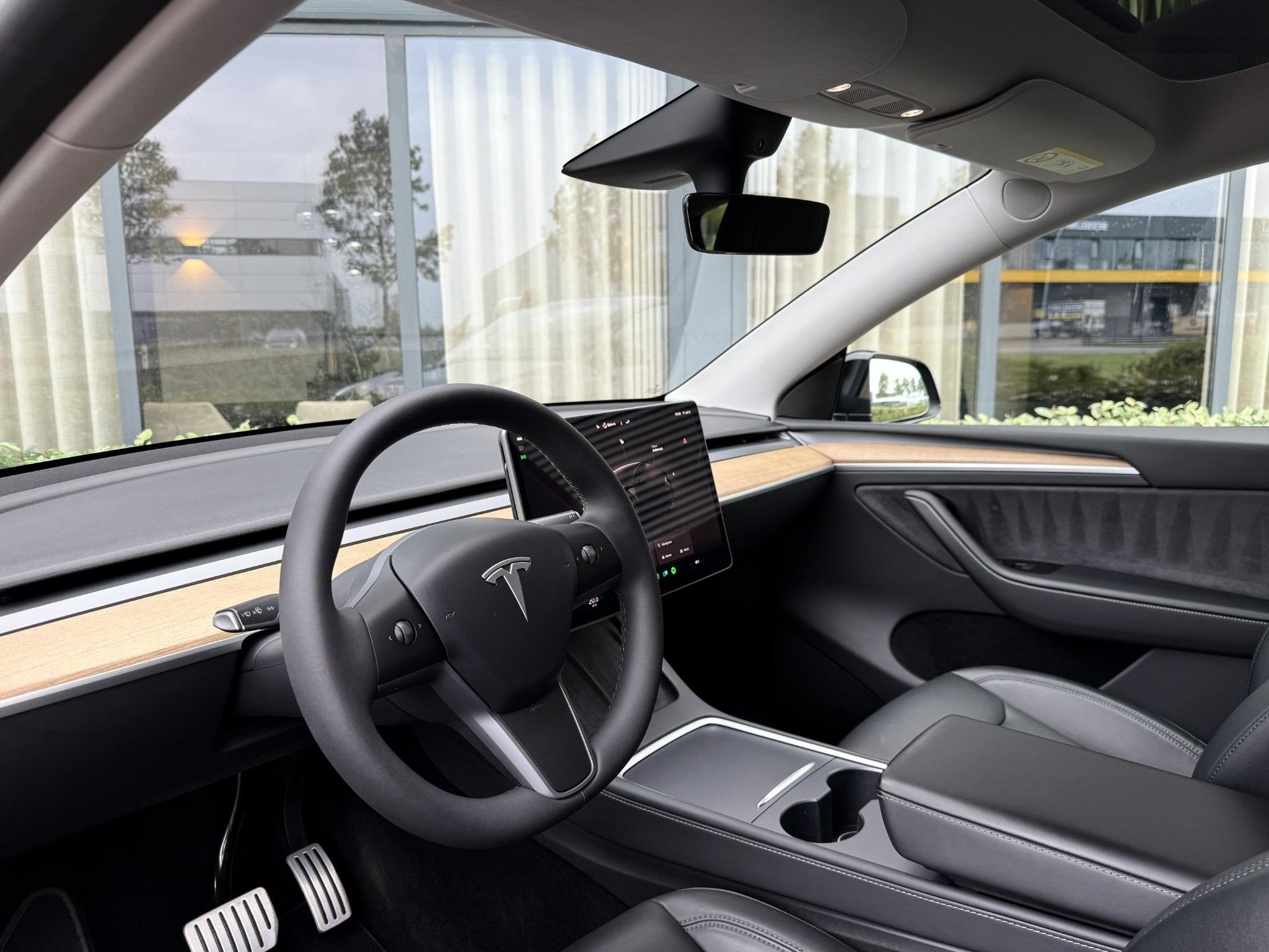 Foto 15 van Tesla Model Y Performance AWD/Pano/Autopilot