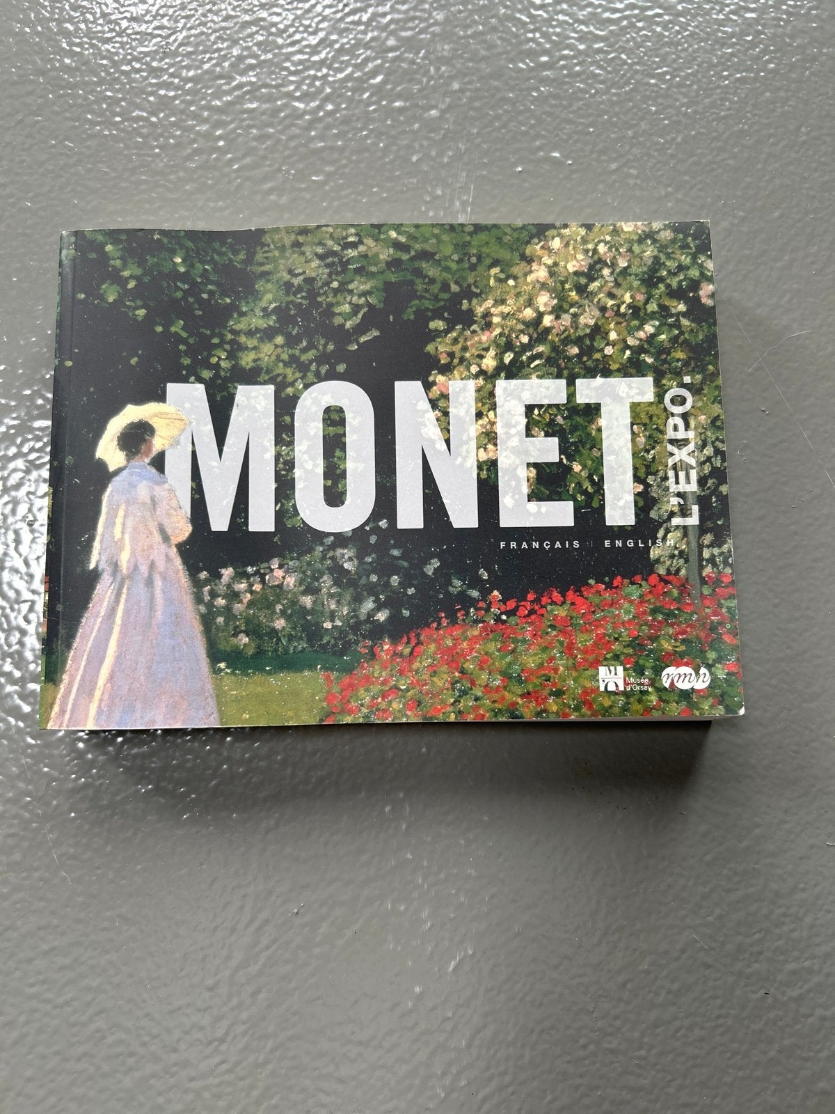 Monet L'Expo - Catalogus Grand Palais Parijs, Ophalen of Verzenden, Zo goed als nieuw, Schilder- en Tekenkunst