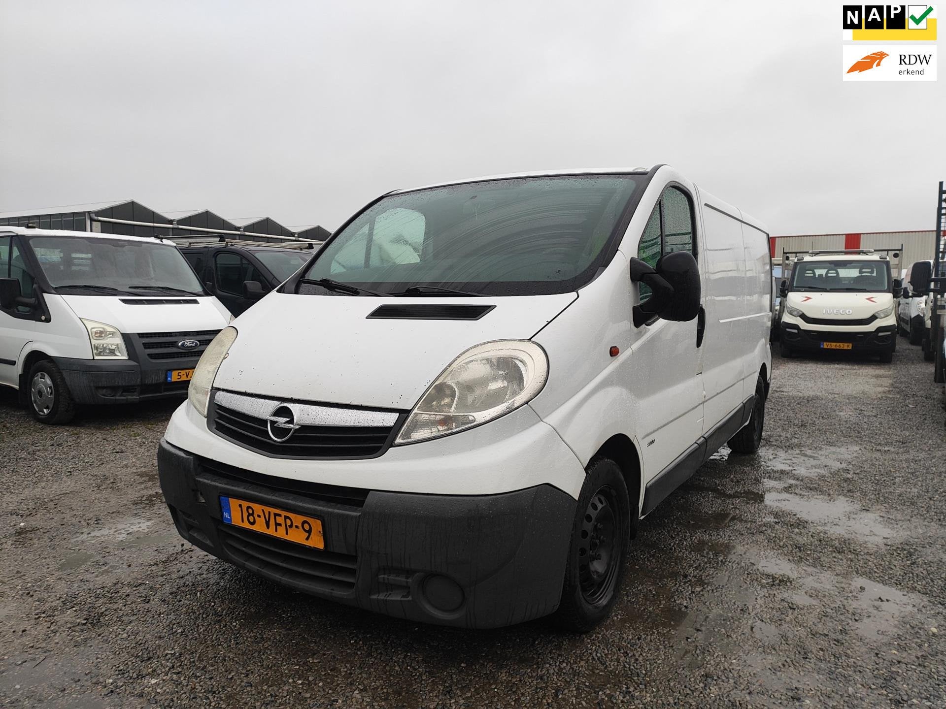 Opel Vivaro 2.0 CDTI L2H1 Airco! Nap! GEARBOX BROKEN!, Auto's, Voorwielaandrijving, Electronic Stability Program (ESP), Wit, Origineel Nederlands