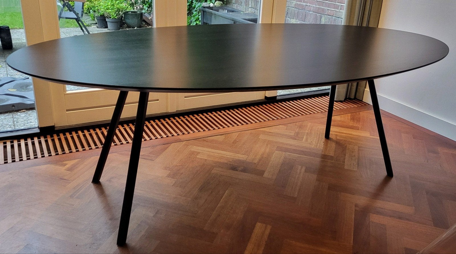 Henk Studio ovale eettafel van 220x120 met Slim Co poten, Ophalen, 100 tot 150 cm, 200 cm of meer, Zo goed als nieuw