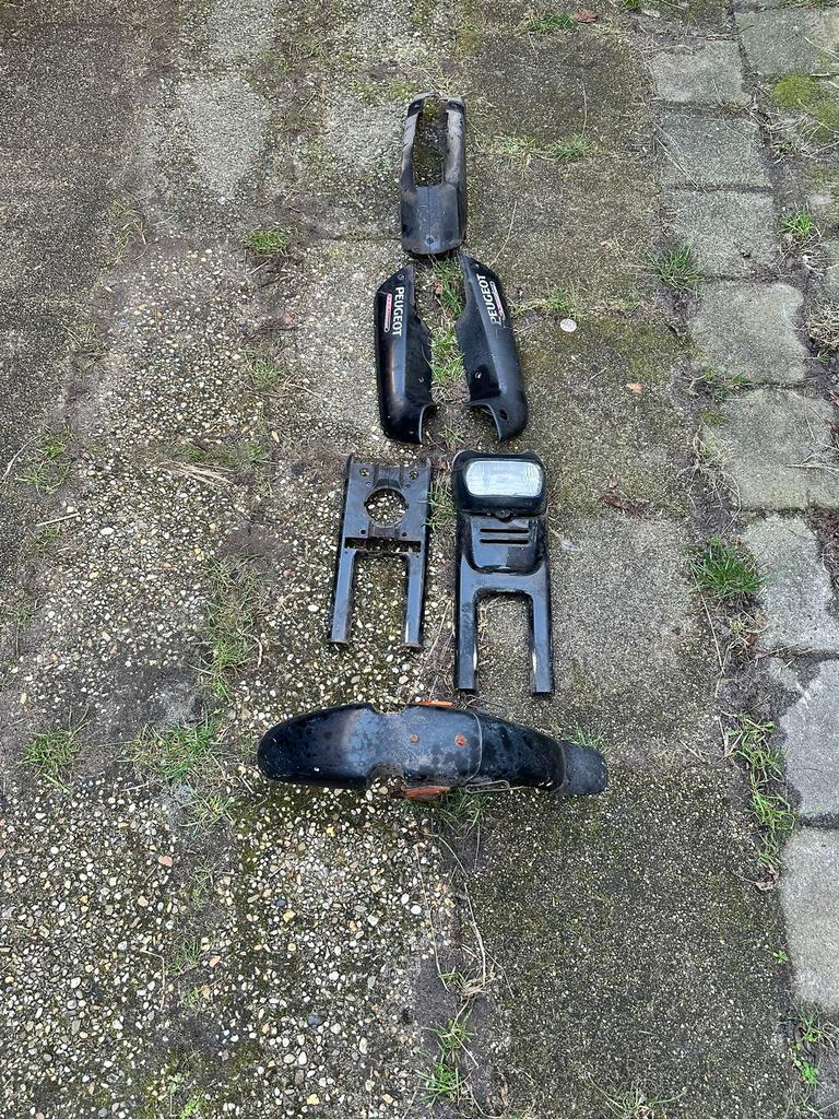 Peugeot fox onderdelen UITVERKOOP ‼️blok carter cilinder, Fietsen en Brommers, Fietsaccessoires | Overige Fietsaccessoires, Ophalen of Verzenden