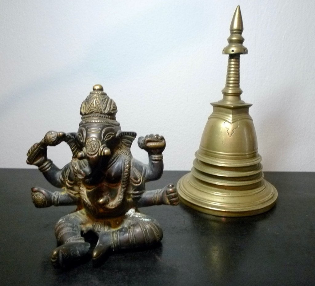Set: Bronzen Ganesha & Messing Stupa/Altaarbel, Ophalen of Verzenden