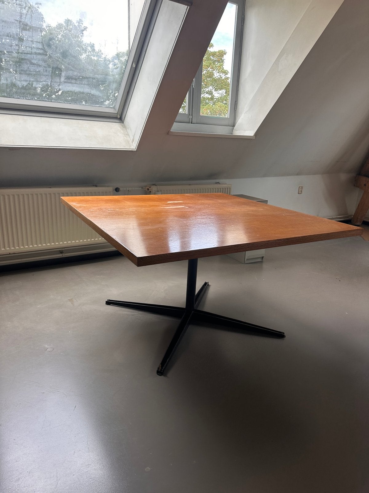 Gratis ophalen, Huis en Inrichting, Tafels | Eettafels, Ophalen, Gebruikt, 100 tot 150 cm, 150 tot 200 cm