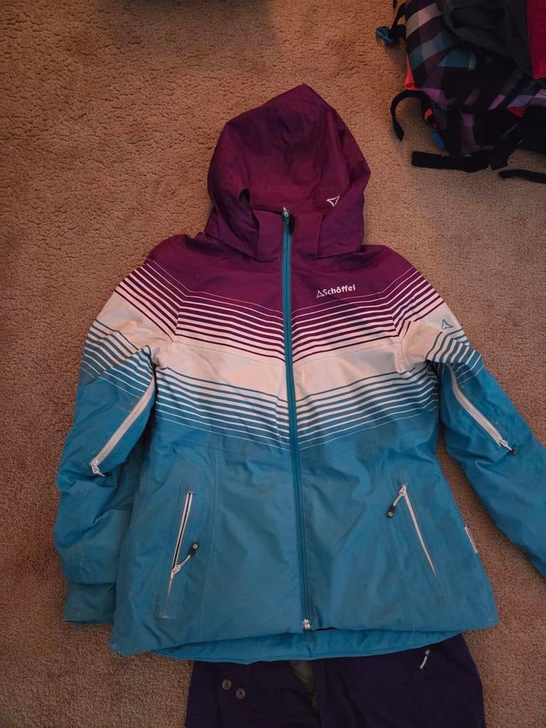 Schöffel wintersportjas dames maat 40, Kleding | Dames, Wintersportkleding, Gedragen, Jack, Maat 38/40 (M), Ophalen of Verzenden