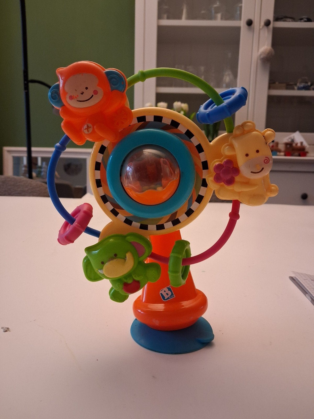 B. Toys Baby Rattel Speelgoed met Zuignap, Ophalen of Verzenden, Zo goed als nieuw, Rammelaar, Met geluid