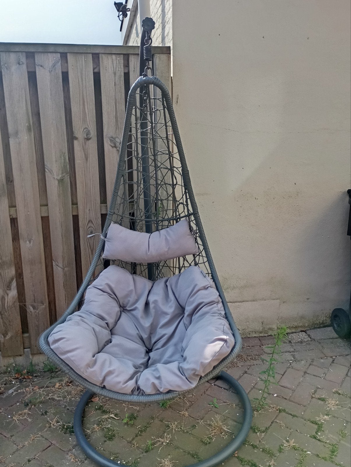 Comfortabele Intratuin hangstoel met kussen, Ophalen of Verzenden, Gebruikt, Metaal