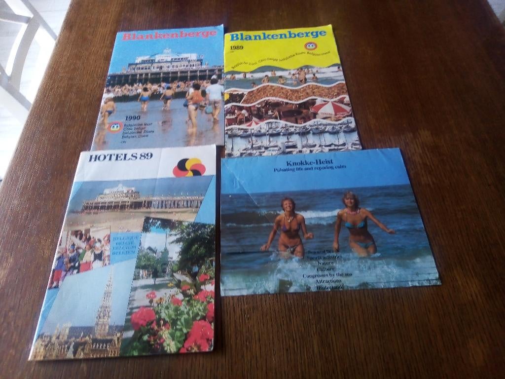 4 reisgidsen blankberge/knokke heist/belgie hotels, Europa, Ophalen of Verzenden, Reisgids of -boek, Gelezen