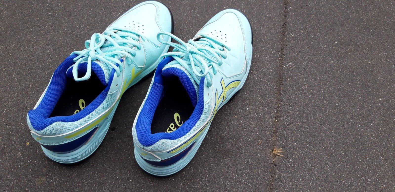 Hockey: Asics Gel Peake, maat 40 / 41  ZGAN, Blauw, Sportschoenen, Ophalen of Verzenden, Zo goed als nieuw