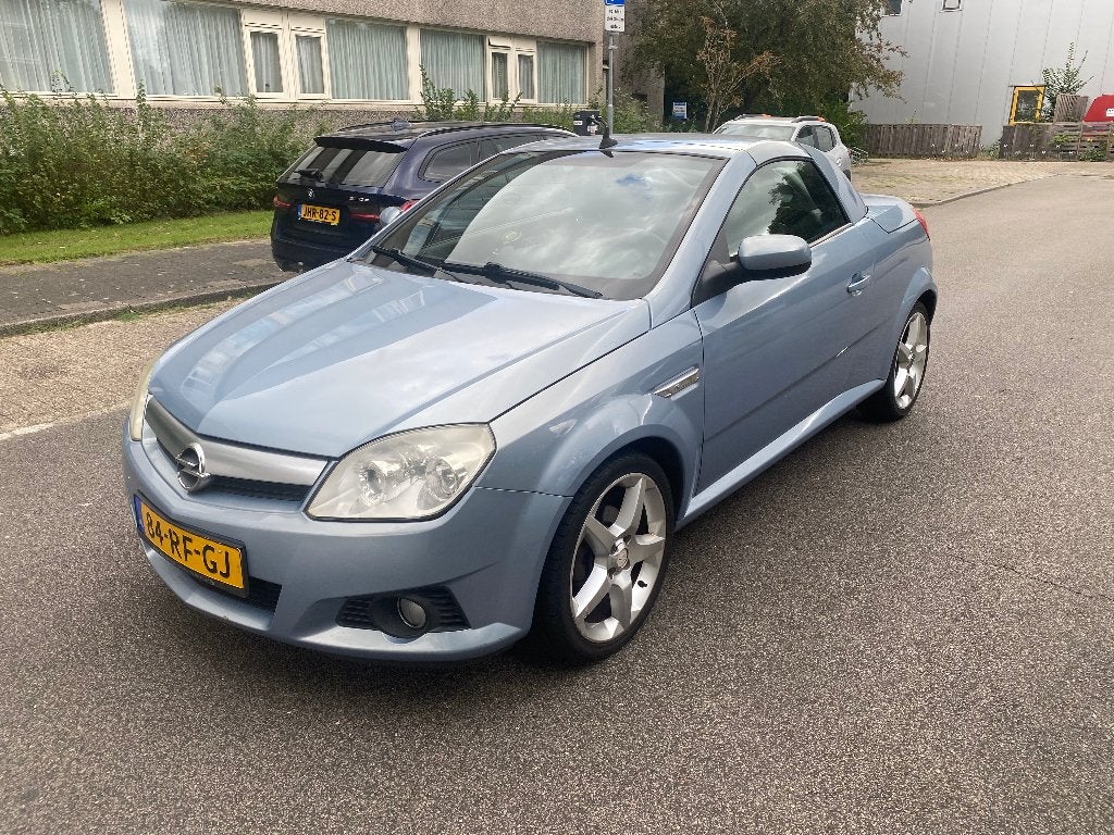 Opel Tigra 1.8 16V SPORT Twintop2005 Leder Blauw Nieuwe APK, 125 pk, Zwart, 4 cilinders, Blauw