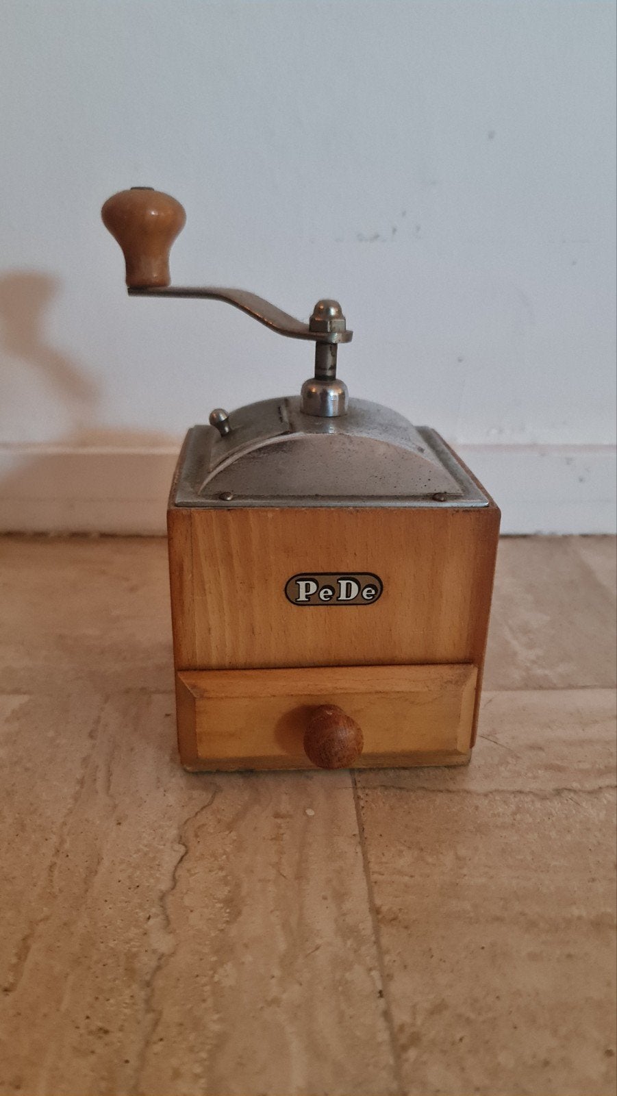 Vintage PeDe koffiemolen - Houten handkoffiemolen, Ophalen of Verzenden