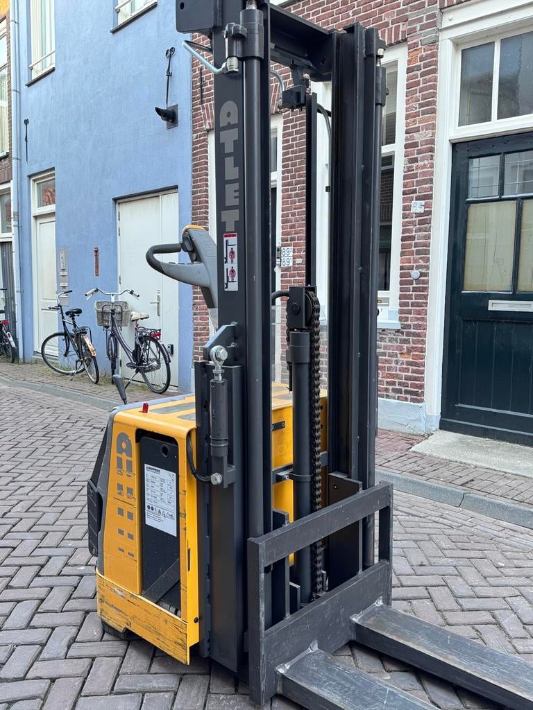 Dubbelstock stapelaar 3.6m – magazijn / pallettruck, Doe-het-zelf en Verbouw, Palletwagens en Pompwagens, Ophalen, Gebruikt