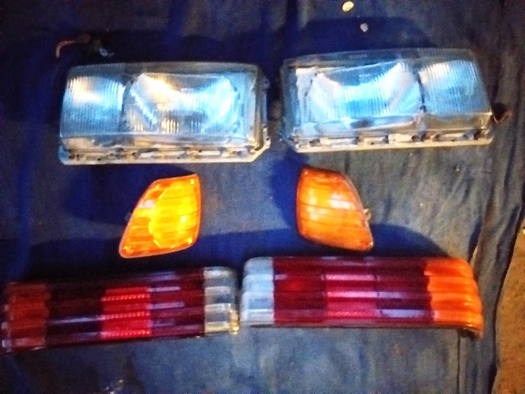 Mercedes W116 koplampen, knipperlichten en achterlichten, Auto-onderdelen, Ophalen of Verzenden, Gebruikt, Mercedes-Benz