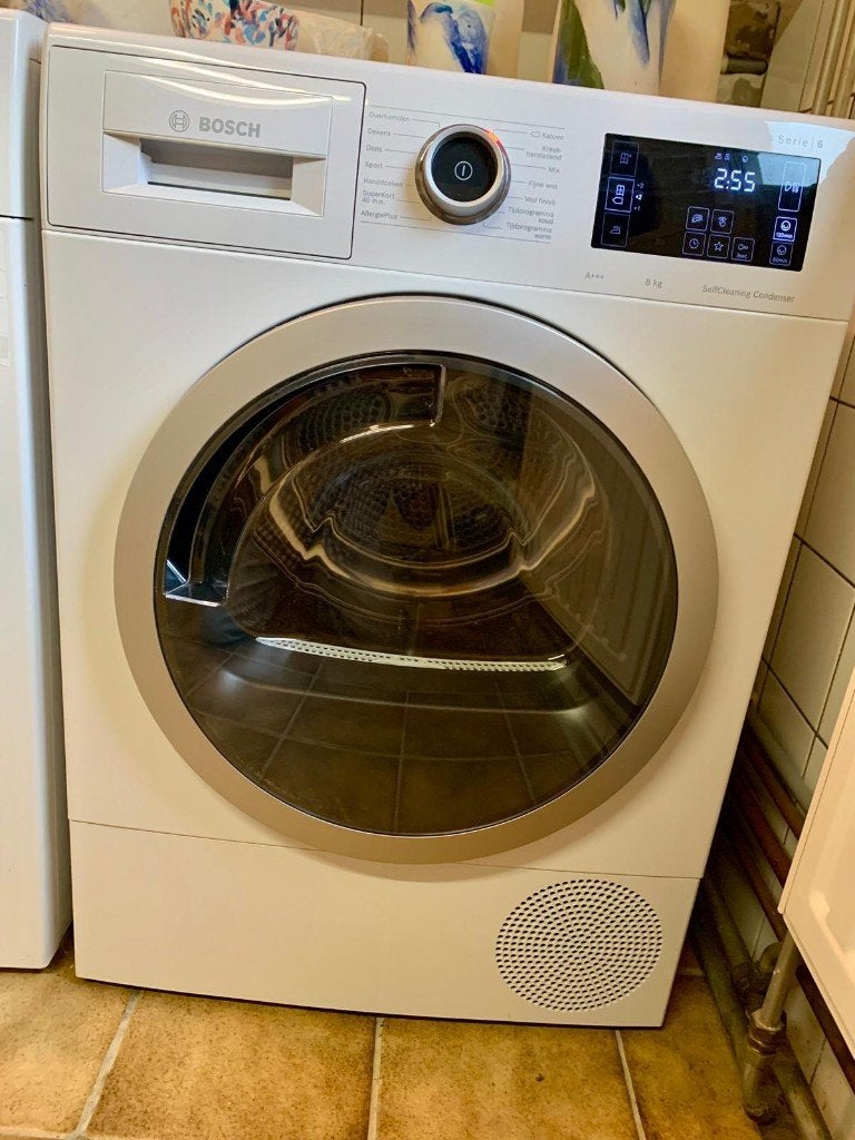 Bosch Serie 6 warmtepompdroger (WTU87665NL) z.g.a.n., Witgoed en Apparatuur, Wasdrogers, Ophalen, 6 tot 8 kg, Minder dan 85 cm