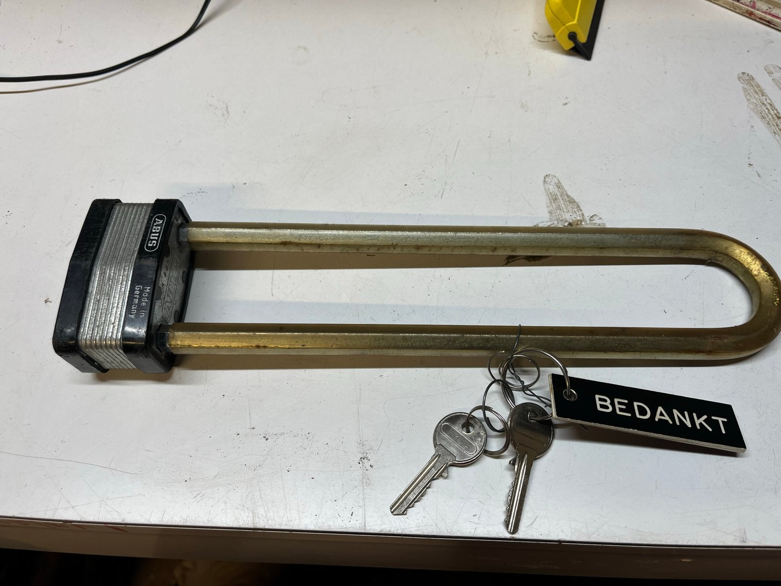 Abus beugelslot met 2 sleutels - 25 cm lengte, Fietsen en Brommers, Ophalen of Verzenden, Gebruikt, Beugelslot