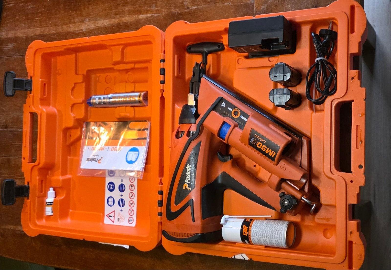 Paslode IM90Ci Lithium Spijkerpistool, Accessoires, spijkers, Ophalen, Gebruikt
