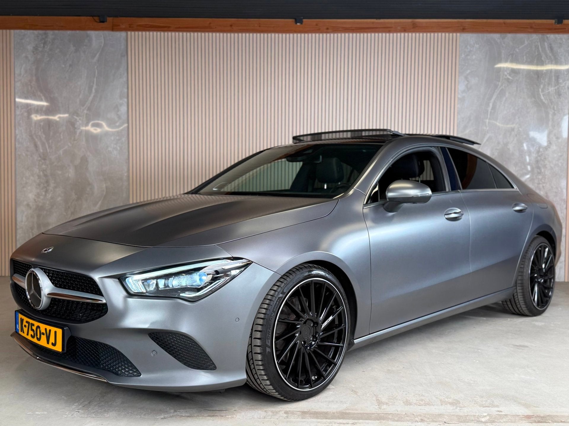 Mercedes-Benz CLA-klasse 220 4MATIC Premium Plus Alle Opties, Auto's, Automaat, CLA, 15 km/l, Euro 6