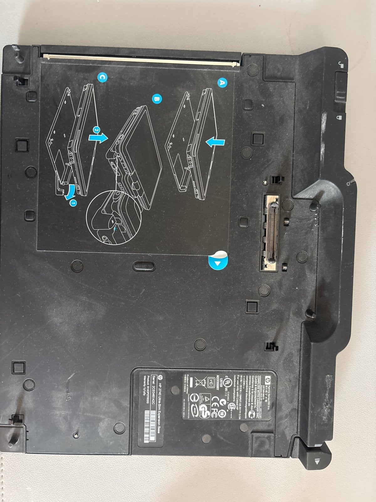 HP Dockingstation 2740 Ultra Slim, Ophalen of Verzenden, Gebruikt, Docking station, Laptop