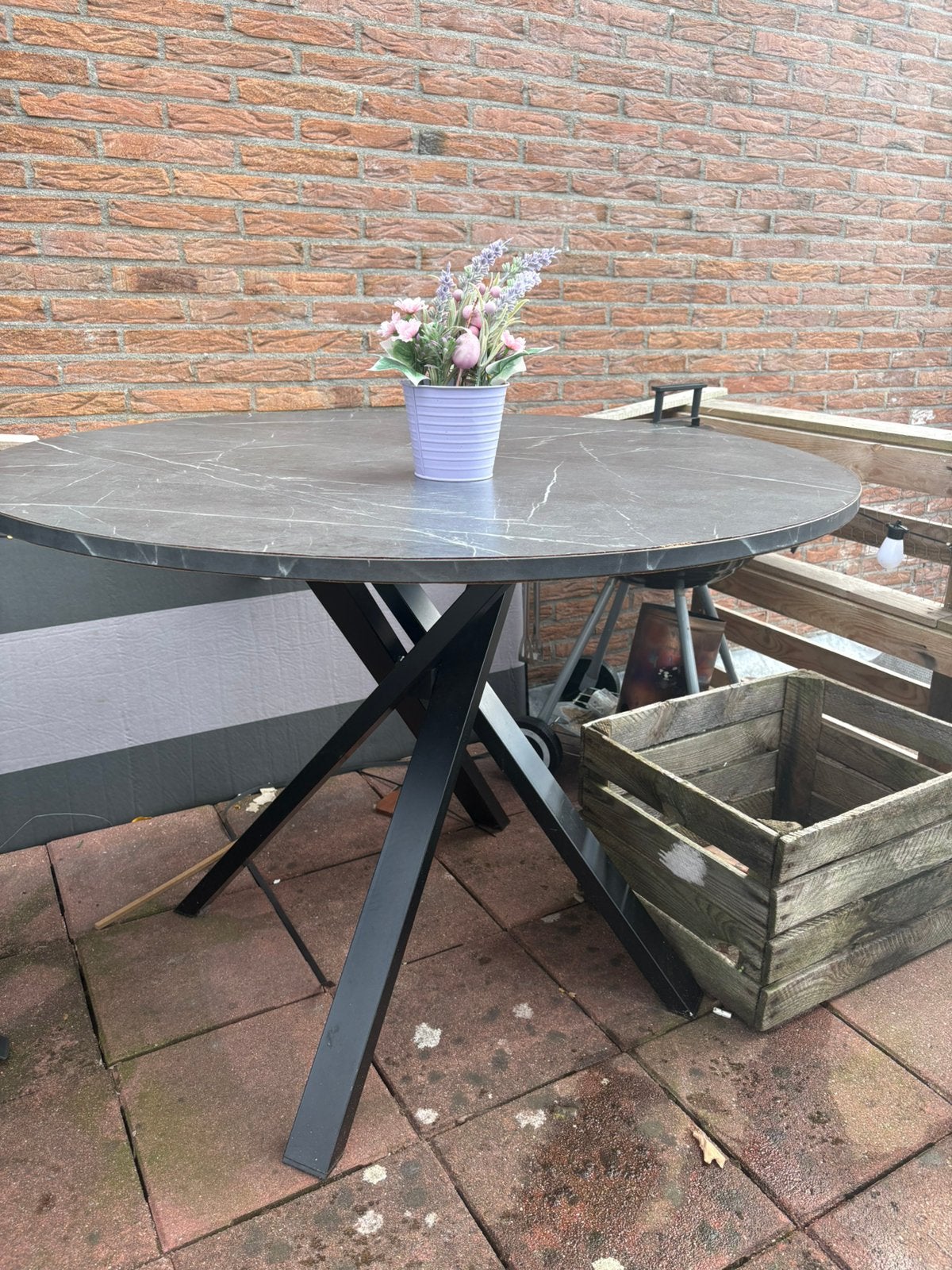 IKEA Mariedamm ronde eettafel (marmerlook / zwart staal )