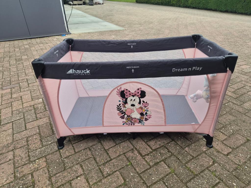 Minnie Mouse Campingbed met Muziekdoosje Knuffel, Ophalen of Verzenden, Gebruikt, Rechthoekig