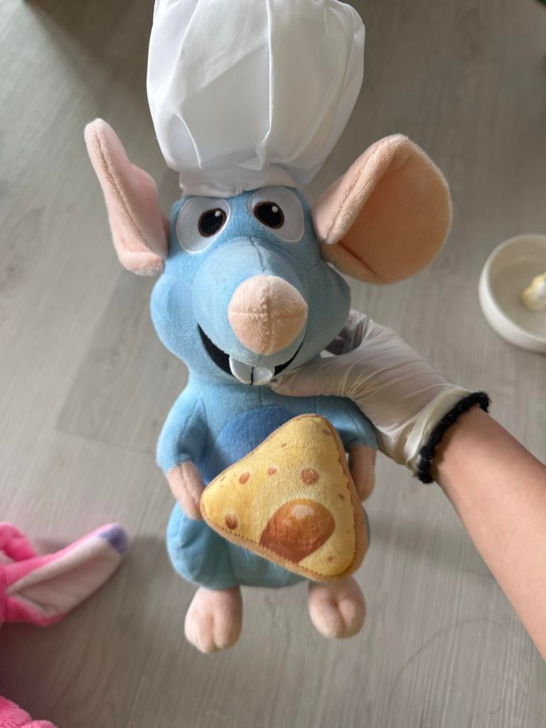 Disney Knuffels: Roze Stitch & Remi van Ratatouille, Kinderen en Baby's, Speelgoed | Knuffels en Pluche, Ophalen, Muis, Disney