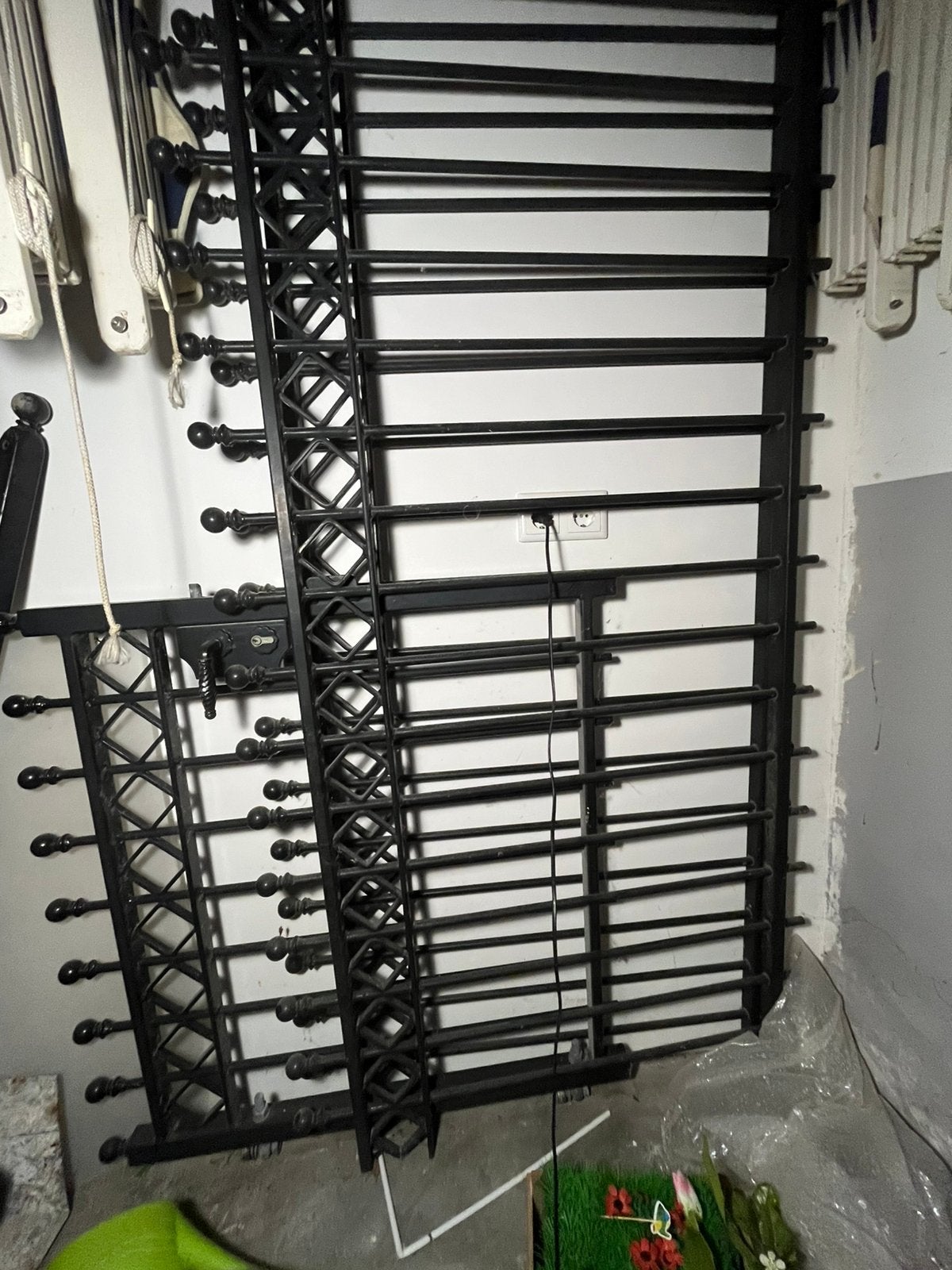 Ijzeren hekwerk met sluiting, Ophalen, Gebruikt, IJzer, Sierhekwerk