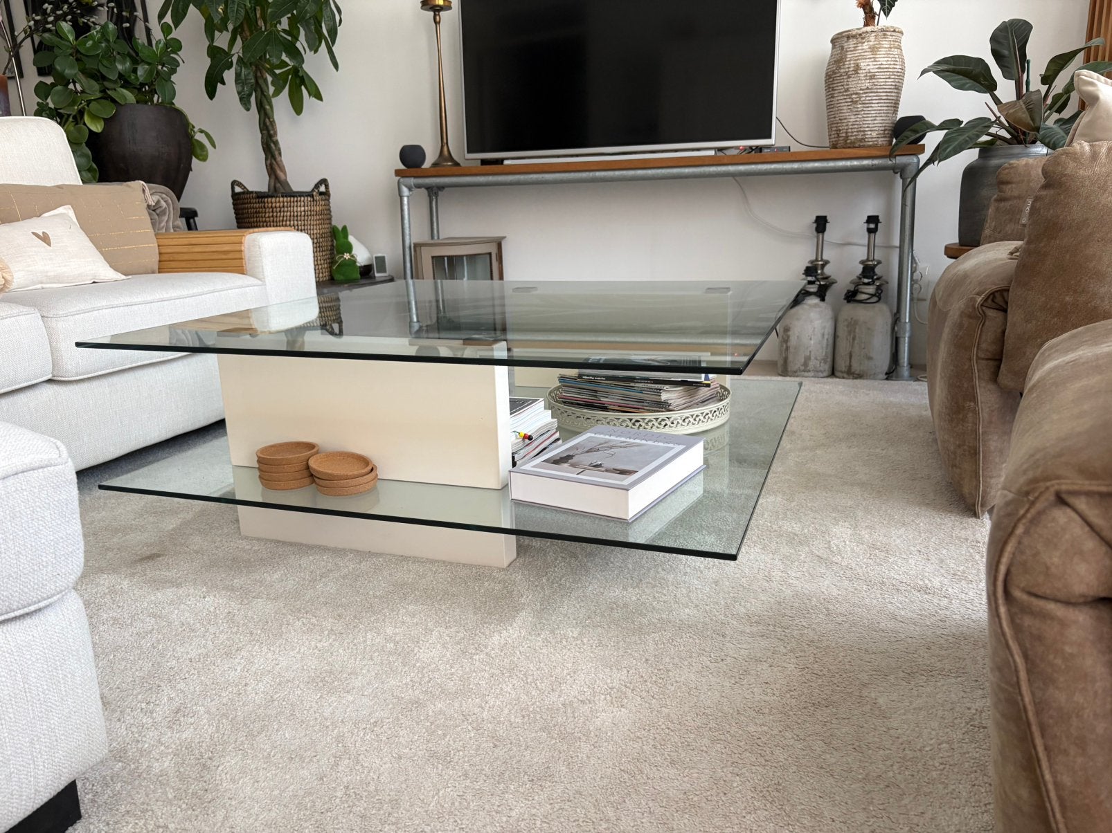 Nette, moderne glazen salontafel 110x110, poten crème-wit, Ophalen, Gebruikt, 100 tot 150 cm, 50 tot 100 cm