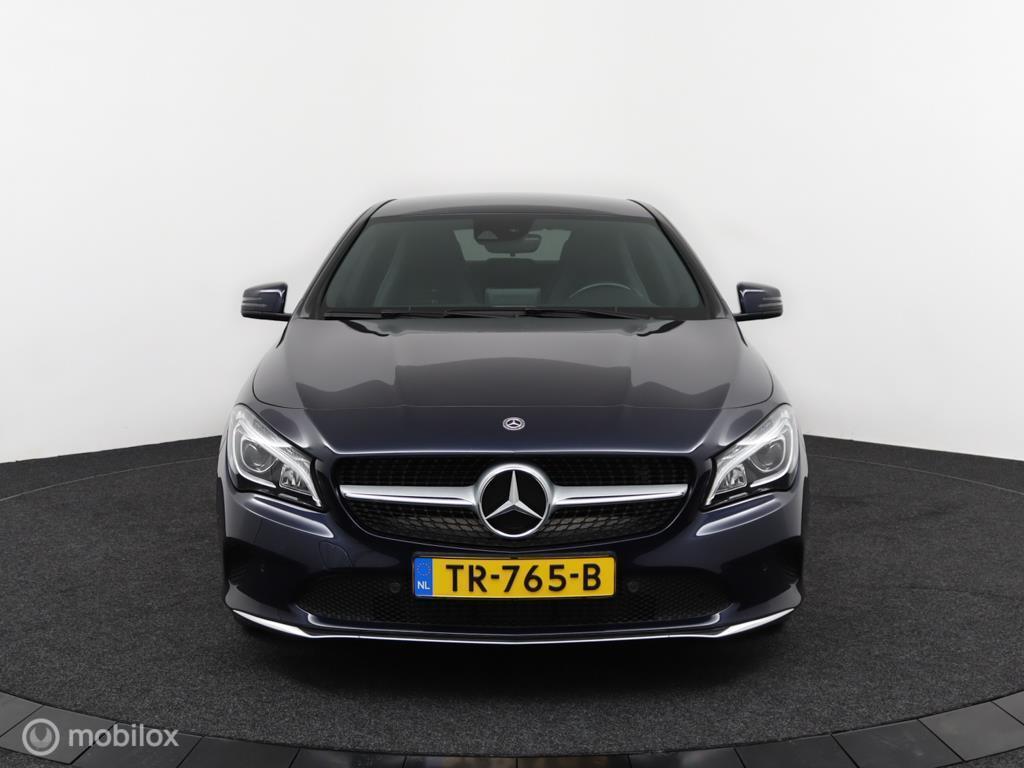 Mercedes-Benz CLA-klasse 180 Upgrade Edition Autmaat | Vol O, Auto's, Stof, 4 cilinders, 715 kg, Blauw