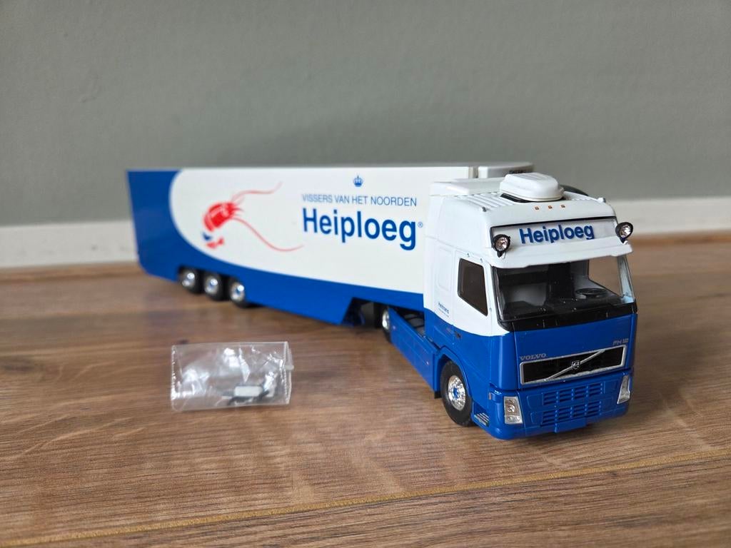 Tekno Volvo FH12 Globetrotter Heiploeg ( Heitrans ), Ophalen of Verzenden, Zo goed als nieuw, Bus of Vrachtwagen, Tekno